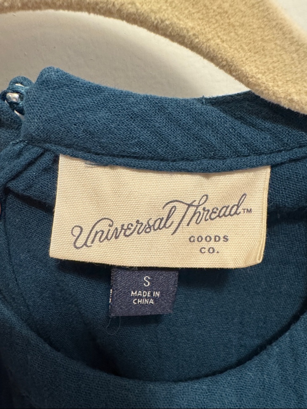 Universal Thread Teal Crewneck Top - Picture 2 of 3